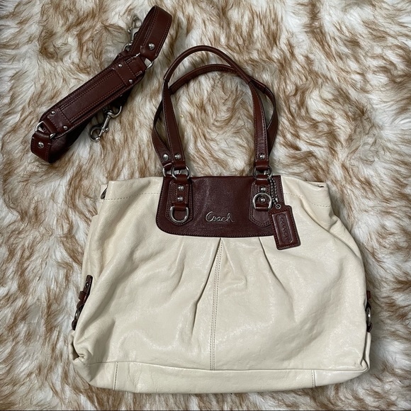Coach 2 tone leather satchel w/ detachable strap. - Picture 3 of 9